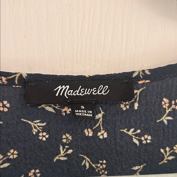 Madewell Navy Floral Wrap Blouse Size Small - Picture 2 of 6